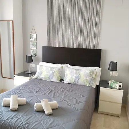 Centro Puerto * Дения